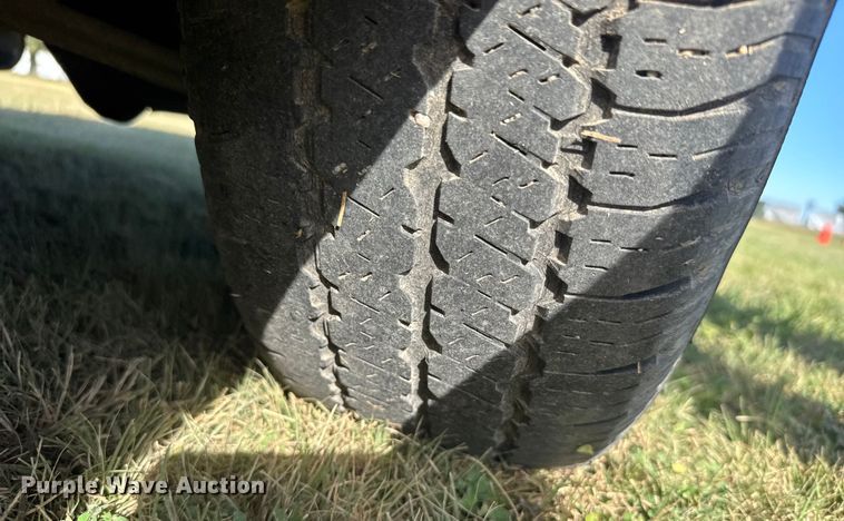 image for item ER2486 2005 Chrysler Pacifica SUV