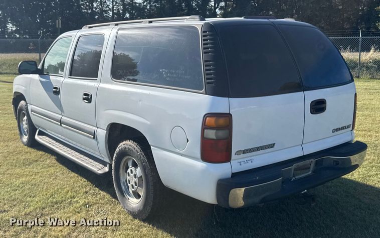 image for item ER2487 2003 Chevrolet Suburban SUV