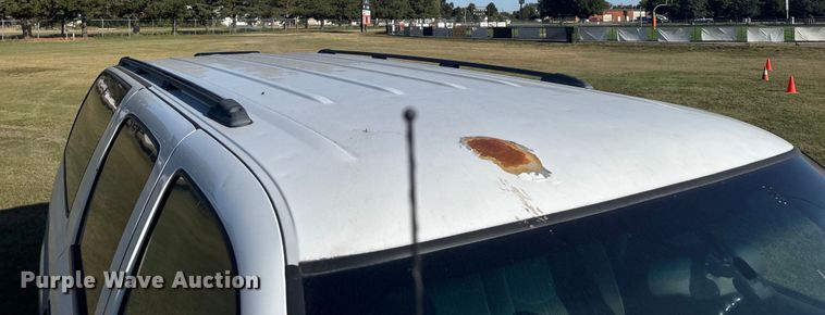 image for item ER2487 2003 Chevrolet Suburban SUV