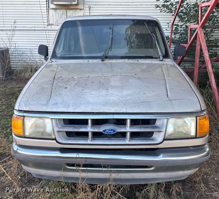 image for item ER2488 1993 Ford Ranger SuperCab pickup truck