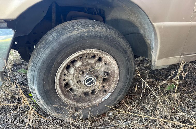 image for item ER2488 1993 Ford Ranger SuperCab pickup truck