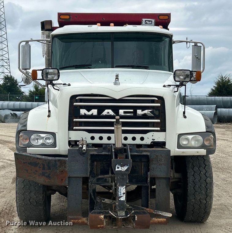 image for item ET3212 2010 Mack GU713 dump truck