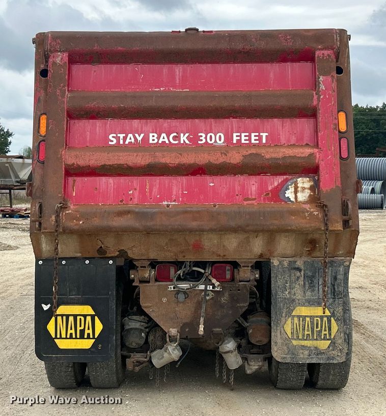 image for item ET3212 2010 Mack GU713 dump truck