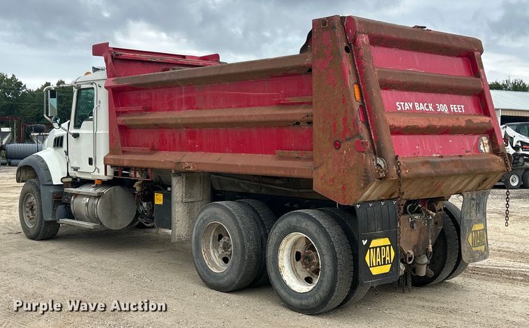 image for item ET3212 2010 Mack GU713 dump truck
