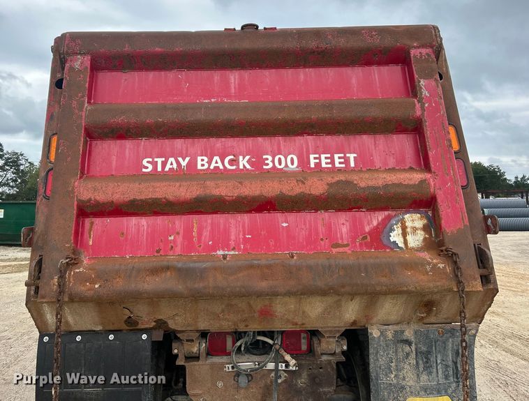 image for item ET3212 2010 Mack GU713 dump truck