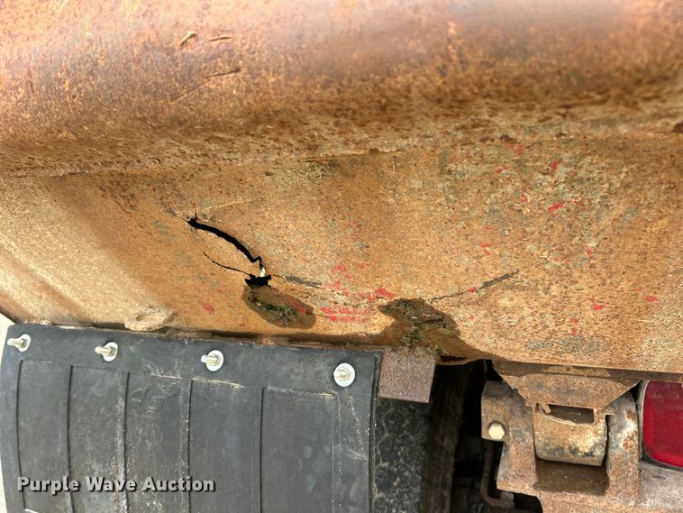 image for item ET3212 2010 Mack GU713 dump truck