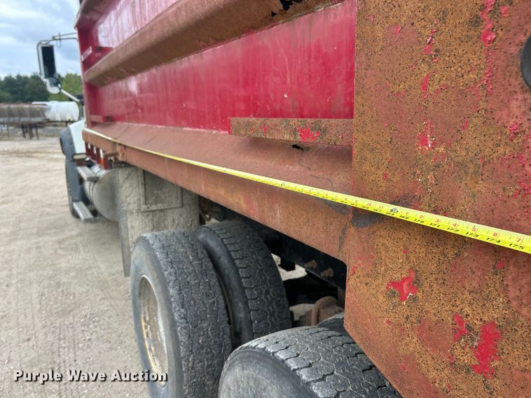 image for item ET3212 2010 Mack GU713 dump truck