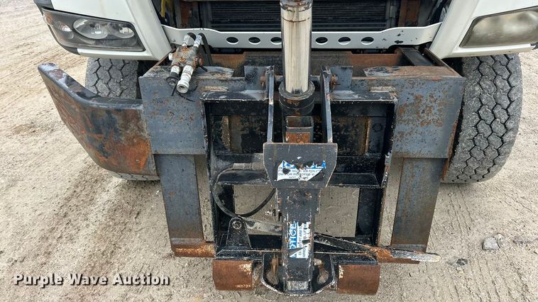 image for item ET3212 2010 Mack GU713 dump truck