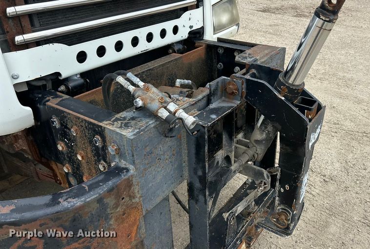 image for item ET3212 2010 Mack GU713 dump truck