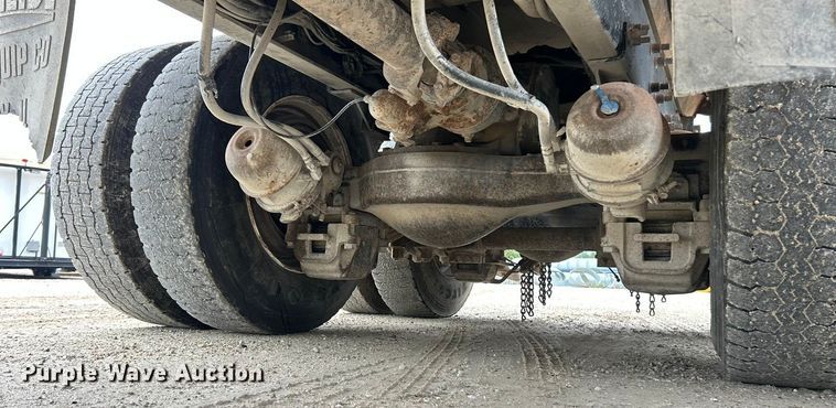 image for item ET3212 2010 Mack GU713 dump truck