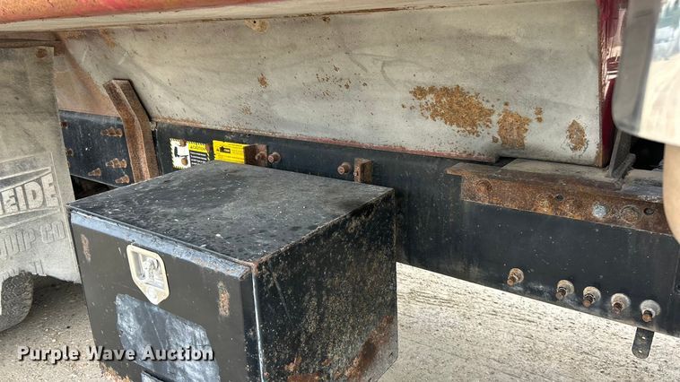 image for item ET3212 2010 Mack GU713 dump truck