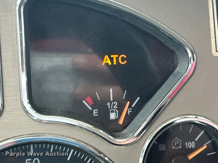 image for item ET3212 2010 Mack GU713 dump truck