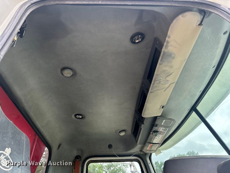 image for item ET3212 2010 Mack GU713 dump truck