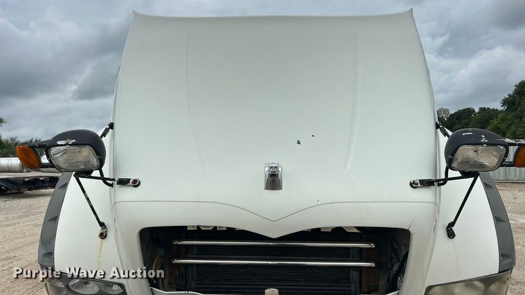 image for item ET3212 2010 Mack GU713 dump truck