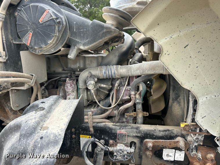 image for item ET3212 2010 Mack GU713 dump truck