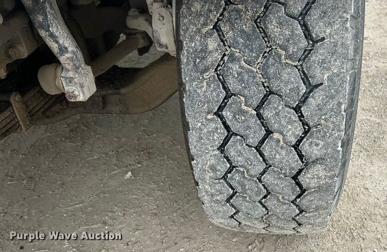 image for item ET3212 2010 Mack GU713 dump truck