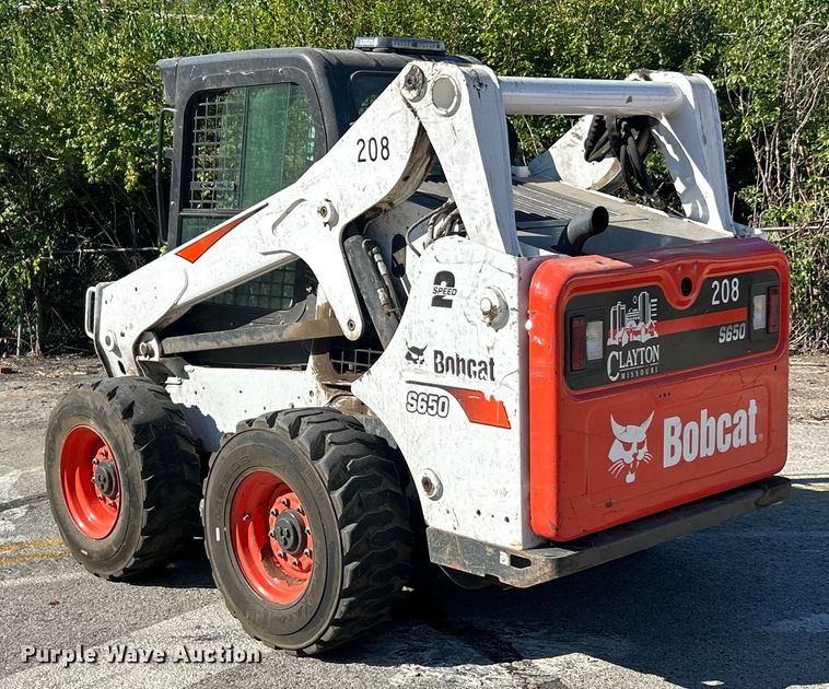 image for item ET3213 2019 Bobcat S650 skid steer loader