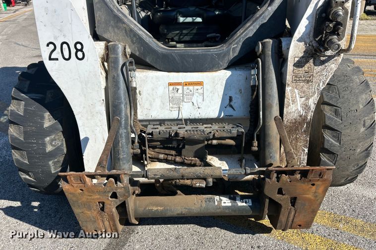 image for item ET3213 2019 Bobcat S650 skid steer loader