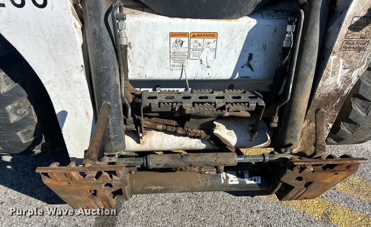 image for item ET3213 2019 Bobcat S650 skid steer loader