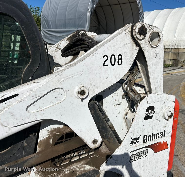 image for item ET3213 2019 Bobcat S650 skid steer loader