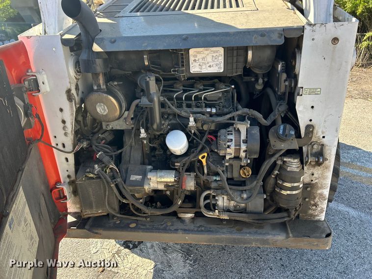 image for item ET3213 2019 Bobcat S650 skid steer loader