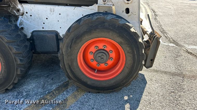 image for item ET3213 2019 Bobcat S650 skid steer loader