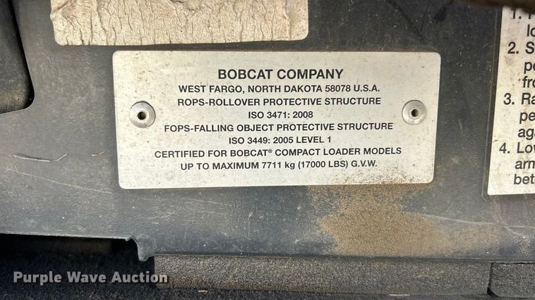 image for item ET3213 2019 Bobcat S650 skid steer loader