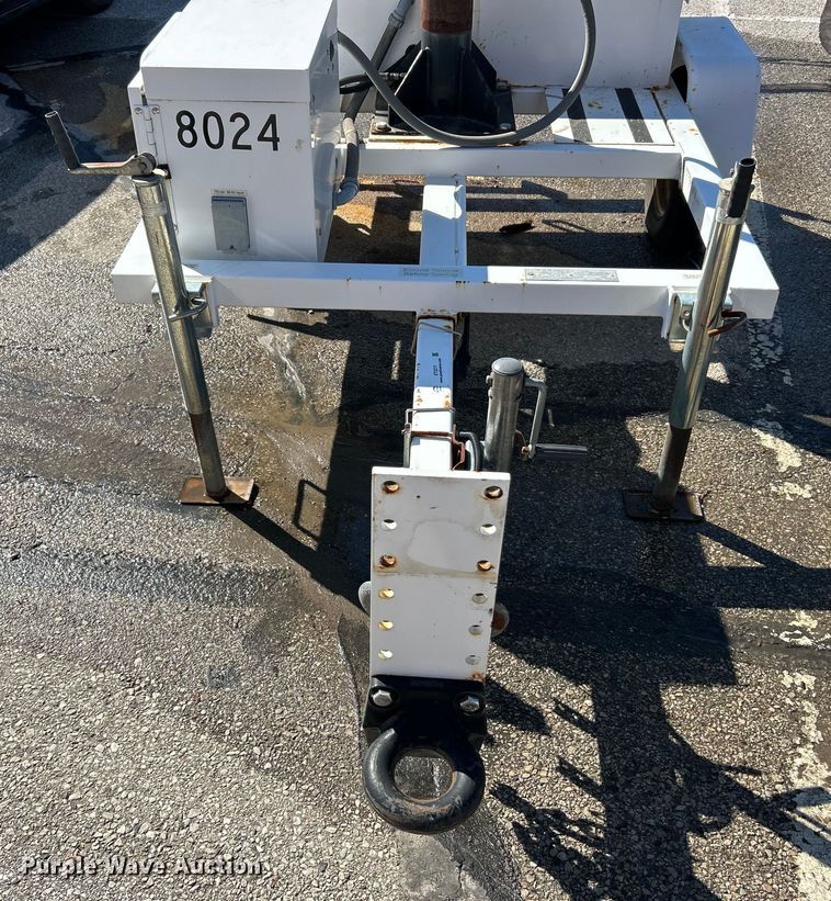 image for item ET3217 2013 American Signal message board trailer