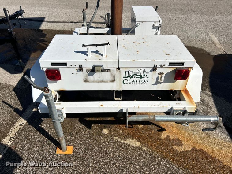 image for item ET3217 2013 American Signal message board trailer