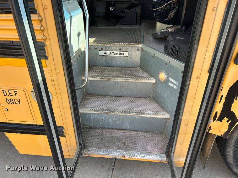 image for item ET3248 2013 Blue Bird Vision school bus