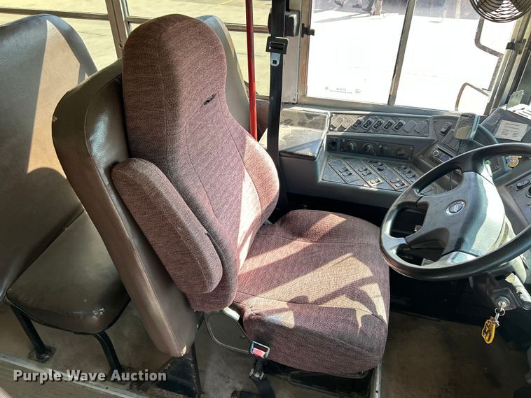 image for item ET3248 2013 Blue Bird Vision school bus