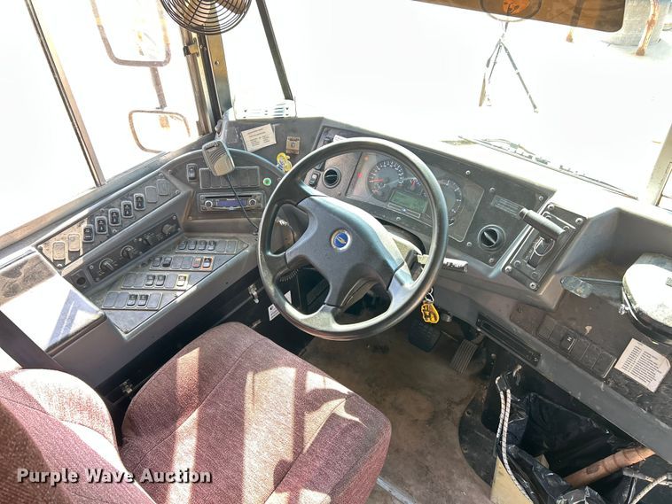 image for item ET3248 2013 Blue Bird Vision school bus