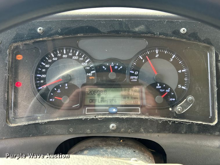 image for item ET3248 2013 Blue Bird Vision school bus