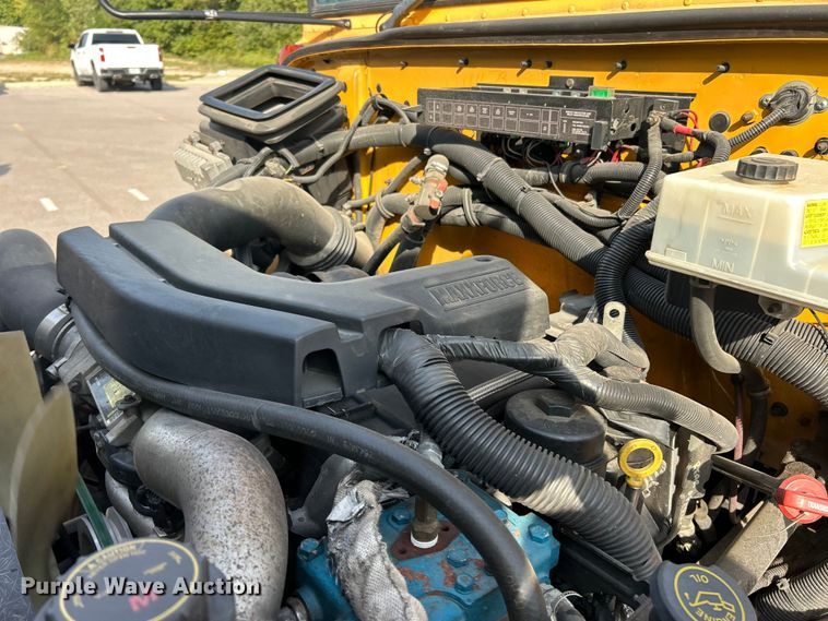 image for item ET3249 2014 IC PB105 school bus