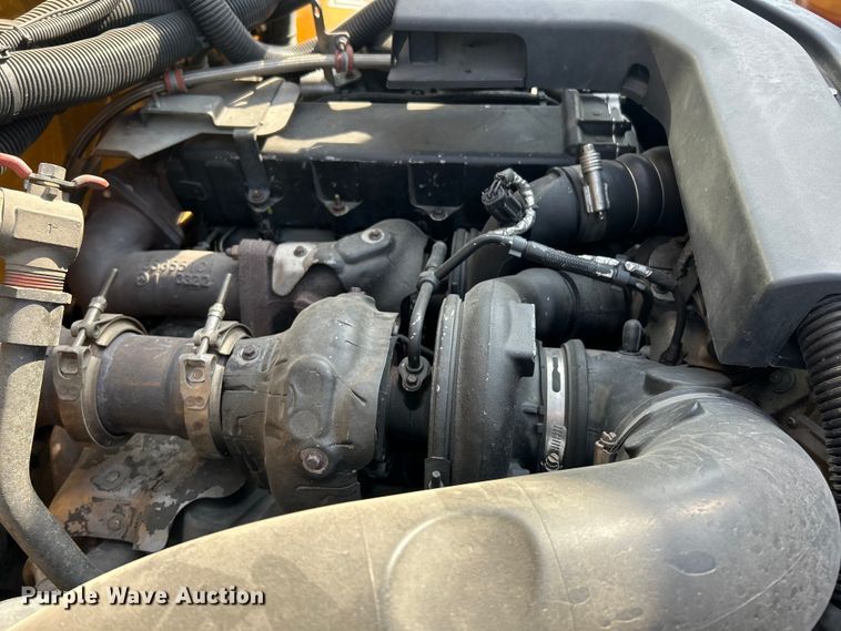 image for item ET3249 2014 IC PB105 school bus