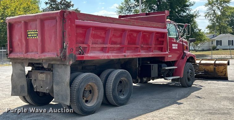 image for item ET3456 2007 Sterling L7500 dump truck