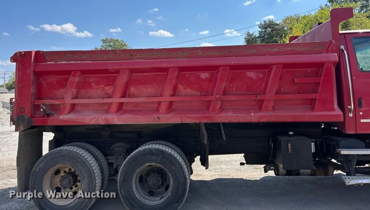 image for item ET3456 2007 Sterling L7500 dump truck