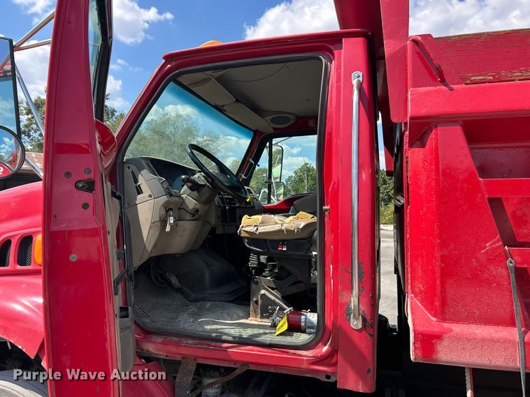 image for item ET3456 2007 Sterling L7500 dump truck