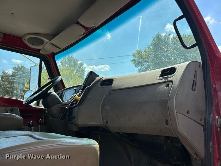 image for item ET3456 2007 Sterling L7500 dump truck