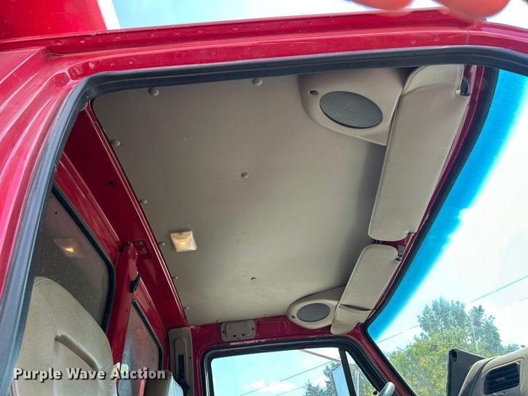 image for item ET3456 2007 Sterling L7500 dump truck