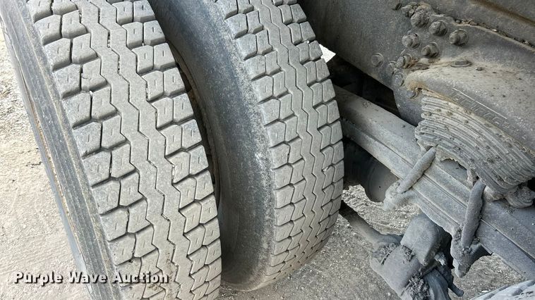 image for item ET3456 2007 Sterling L7500 dump truck