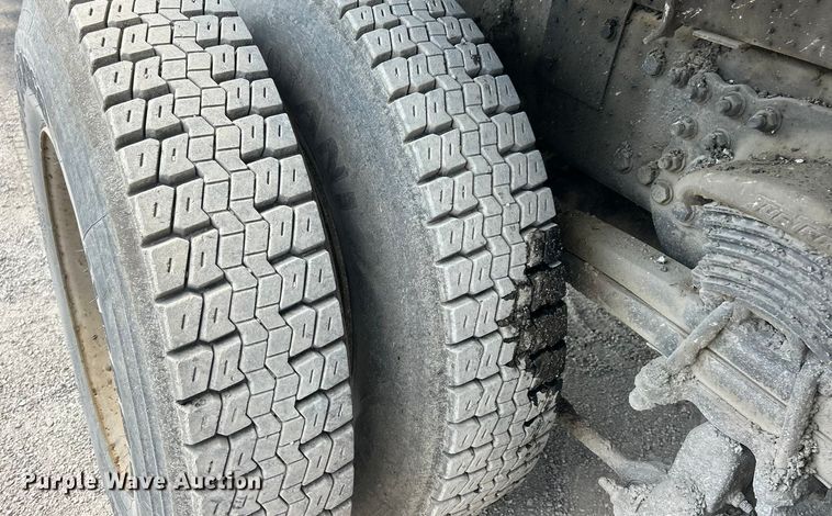 image for item ET3456 2007 Sterling L7500 dump truck