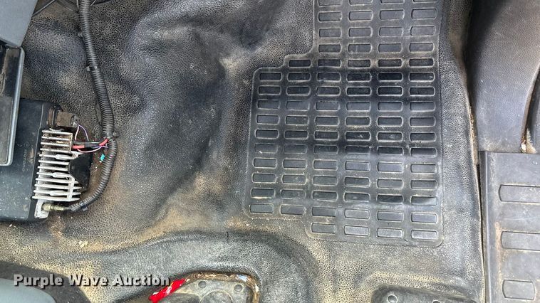 image for item ET4557 2011 Ford F250 Super Duty Crew Cab pickup truck