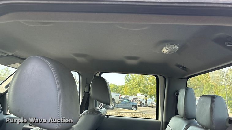 image for item ET4557 2011 Ford F250 Super Duty Crew Cab pickup truck