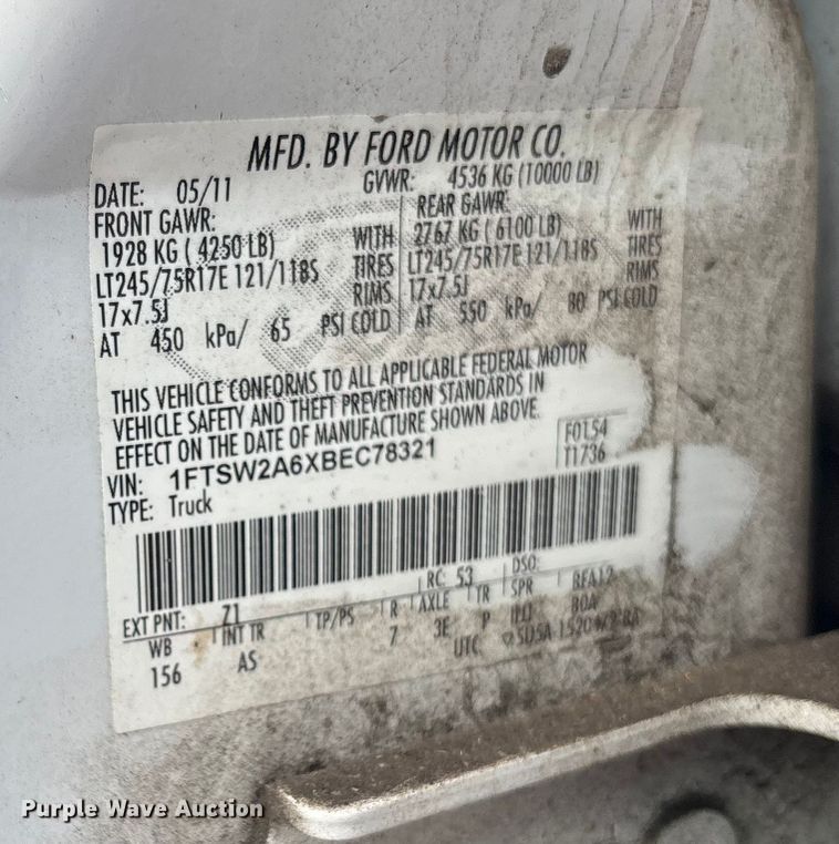 image for item ET4557 2011 Ford F250 Super Duty Crew Cab pickup truck