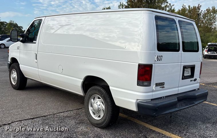 image for item ET4562 2011 Ford E250 van