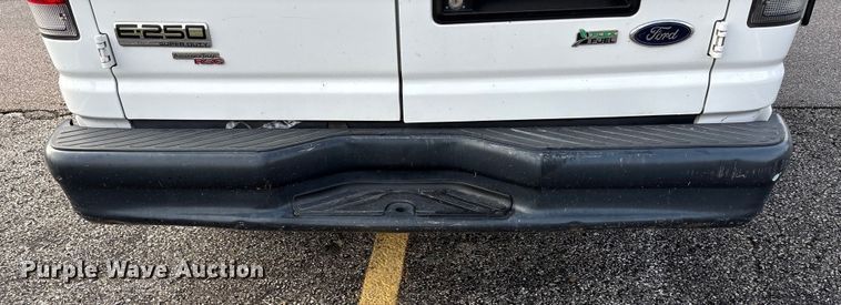 image for item ET4562 2011 Ford E250 van