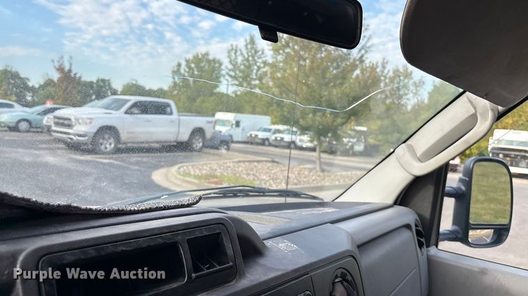 image for item ET4562 2011 Ford E250 van