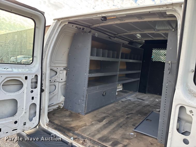 image for item ET4562 2011 Ford E250 van