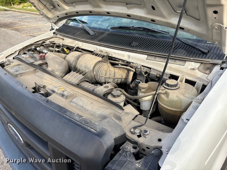 image for item ET4562 2011 Ford E250 van